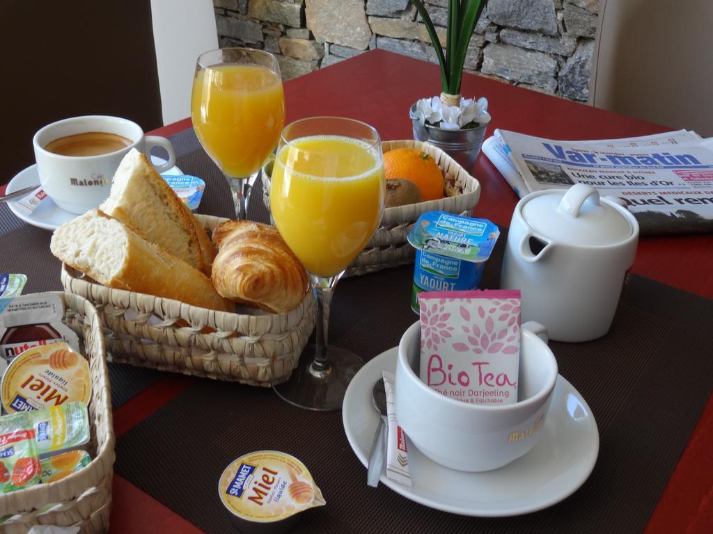 Auberge Du Cap Negre Le Lavandou Luaran gambar